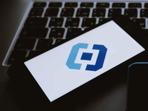 Владельцев Telegram-каналов с 10 тысячами подписчиков обяжут передавать данные о себе