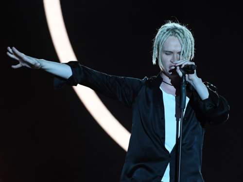 Путин присвоил певцу Shaman звание заслуженного артиста РФ (ФОТО, ВИДЕО)