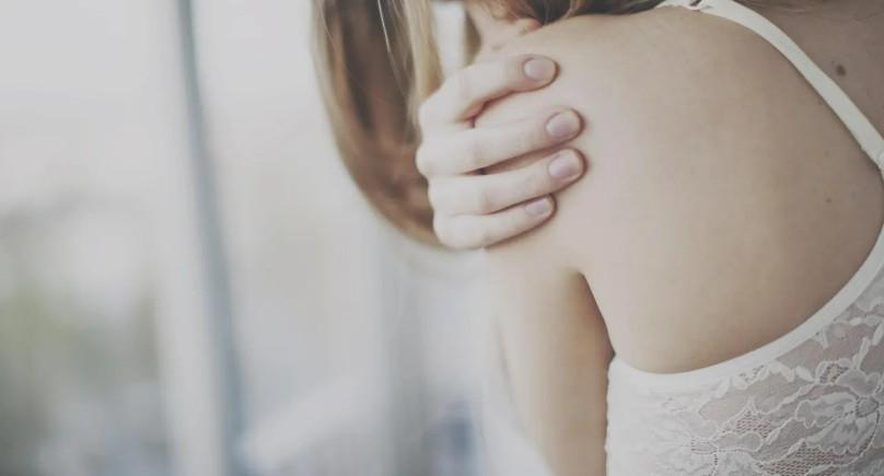 Врач Машкова заявила, что светловолосые люди особенно подвержены риску меланомы Врач Машкова заявила, что светловолосые люди особенно подвержены риску меланомы