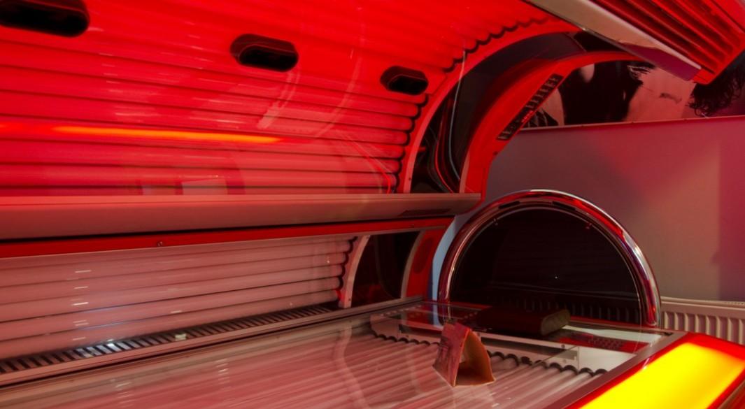 Медики рассказали, что солярий нарушает гормональный баланс и увеличивает риск рака Медики рассказали, что солярий нарушает гормональный баланс и увеличивает риск рака