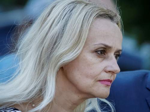 Зеленский: в Днепре задержан 18-летний подозреваемый в убийстве Фарион Зеленский: в Днепре задержан 18-летний подозреваемый в убийстве Фарион