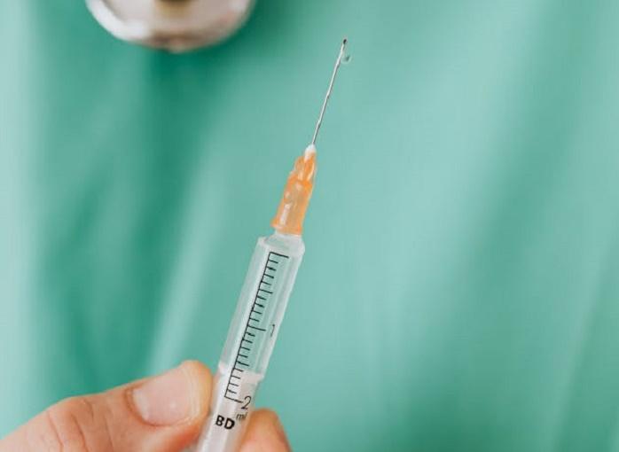 Иммунолог Болибок раскрыл правду о смертоносной болезни из Китая