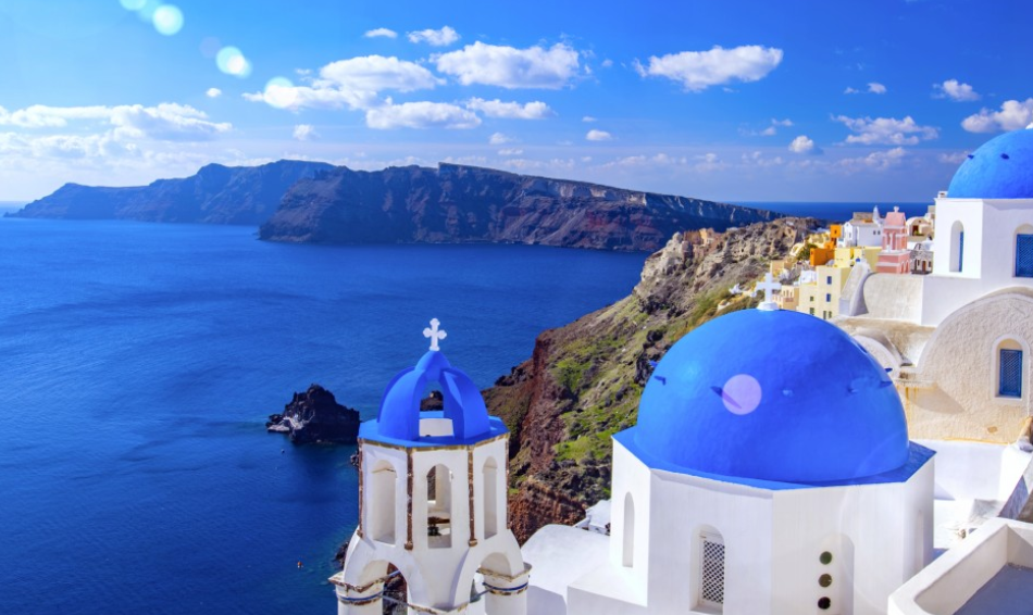 Туристов предупредили об обрушившейся аномальной жаре на Грецию