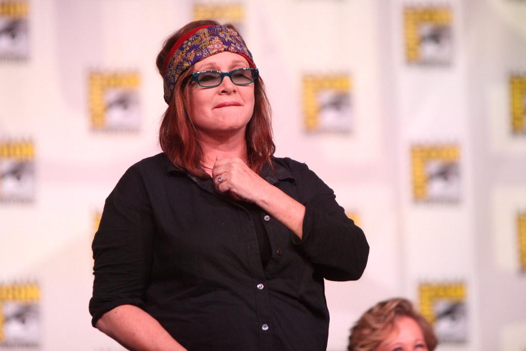 Золотое бикини Кэрри Фишер из «Звездных войн» продано за 175 000 долларов