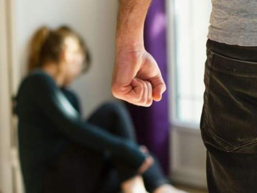 В России жестоко избили вернувшихся из Украины мать с дочерью (ВИДЕО)