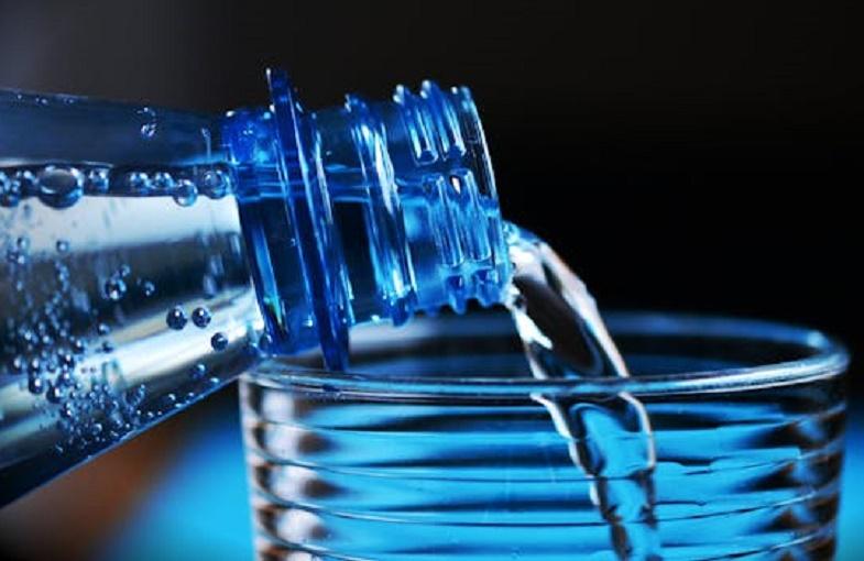 Иммунолог Продеус назвал газировку лучшим напитком для утоления жажды