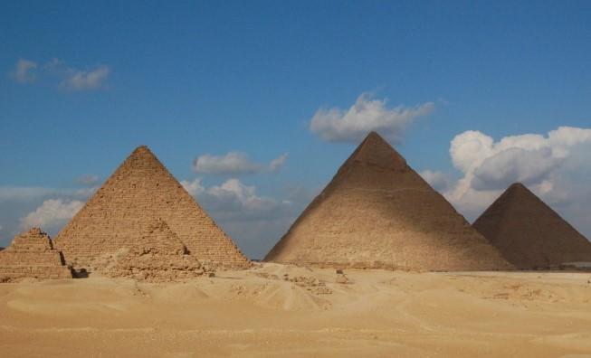 Ученые начали спорить из-за новой теории строительства древнейшей пирамиды Египта