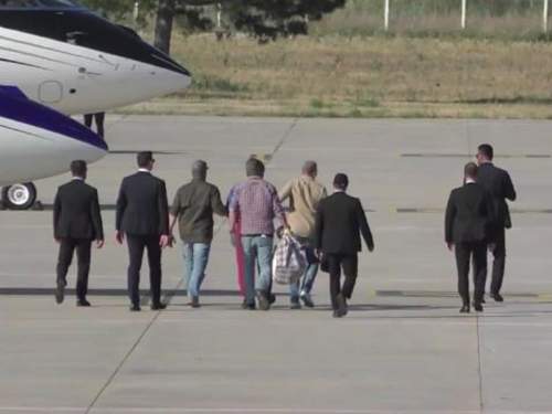 ФСБ обнародовала кадры с освобожденными в рамках обмена россиянами (ВИДЕО)