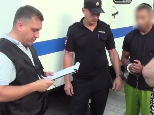 Опубликовано видео задержания подозреваемых в жестоком избиении боксера Двали в Крыму (ВИДЕО)
