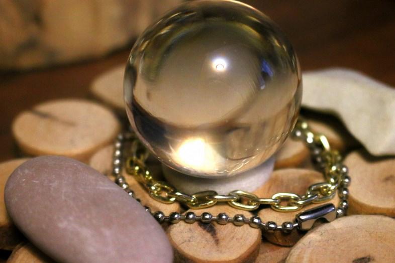 Священник Сосковец рассказал об опасности работающих с дьяволом гадалок Священник Сосковец рассказал об опасности работающих с дьяволом гадалок