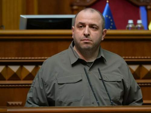 На главу Минобороны Украины совершено покушение  его пытались взорвать