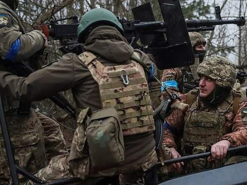 СМИ: у Рыльск стоят до 5 тысяч бойцов ВСУ, идут бои недалеко от Курчатовской АЭС СМИ: у Рыльск стоят до 5 тысяч бойцов ВСУ, идут бои недалеко от Курчатовской АЭС