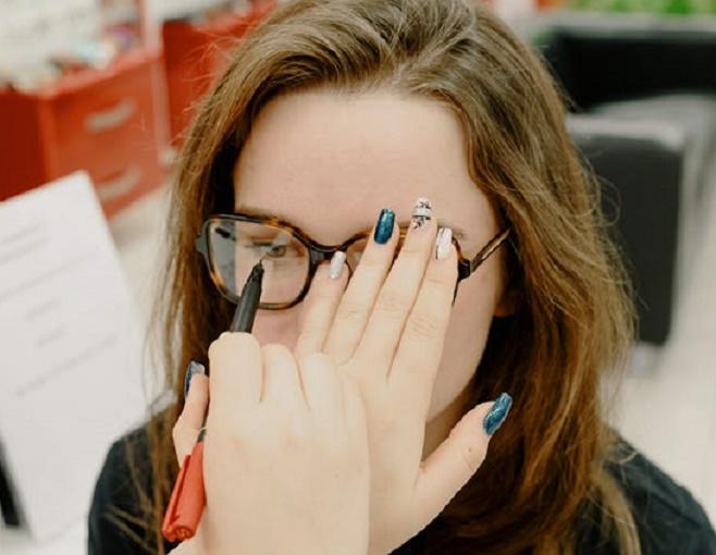 Офтальмолог Васильева развеяла миф о пользе гимнастики для глаз