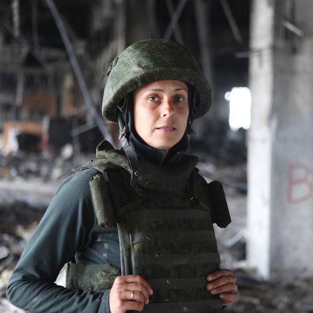 После концерта под Волгоградом Юлия Чичерина взяла в руки автомат