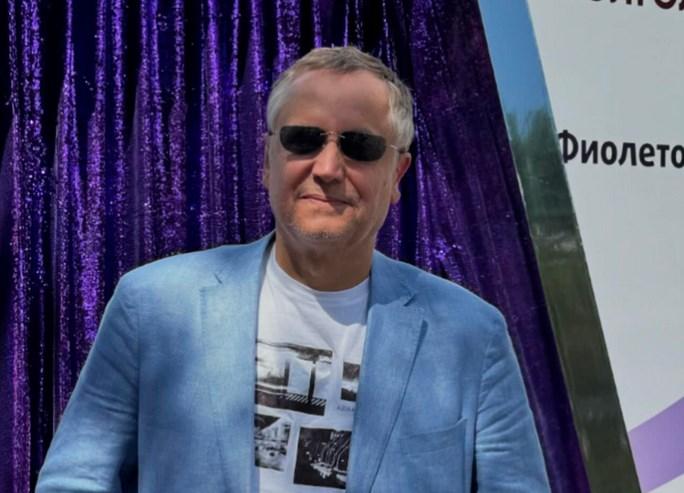 Звезда «Маленькой Веры» Андрей Соколов дважды пережил развод и стал отцом в 48 лет