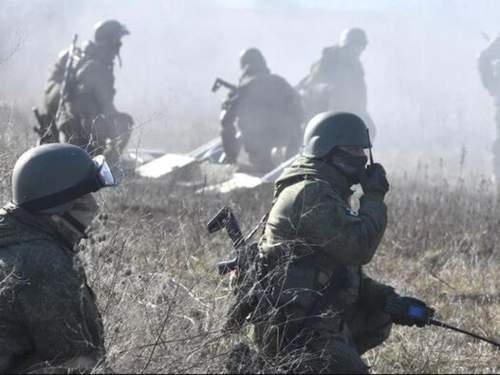 В стрелковом бою в Курской области ,бойцы ВС РФ уничтожили десантников ВСУ (ВИДЕО) В стрелковом бою в Курской области ,бойцы ВС РФ уничтожили десантников ВСУ (ВИДЕО)
