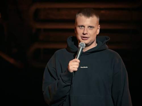 Против комика Славы Комиссаренко завели дело об оскорблении Лукашенко