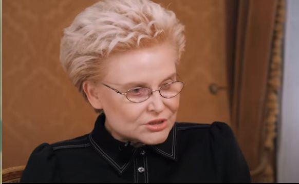 Елена Малышева призналась в похудении с помощью уколов Елена Малышева призналась в похудении с помощью уколов