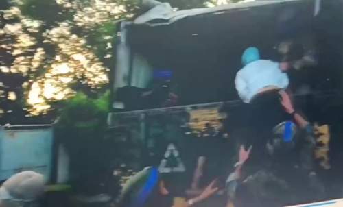 ВСУ впервые применили в Курской области авиабомбы GBU 39 (ФОТО, ВИДЕО) ВСУ впервые применили в Курской области авиабомбы GBU 39 (ФОТО, ВИДЕО)