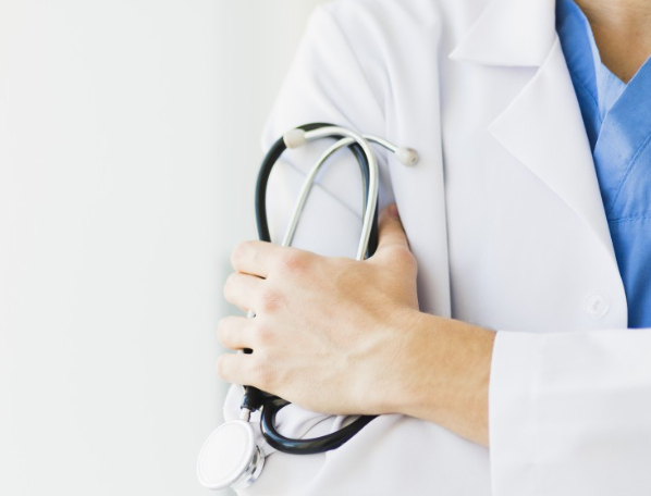 Врач Бокерия назвала давление 140 на 50 признаком аортальной недостаточности