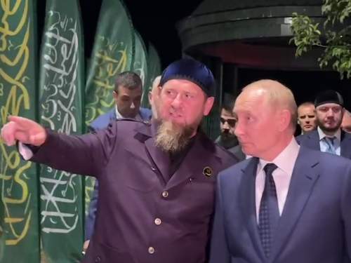 «Мы все пехотинцы». Путин посетил Чечню и поговорил с «Матерями Беслана» (ВИДЕО)
