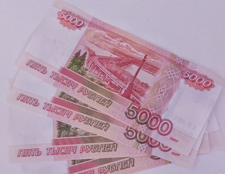 Нилов заявил о доработке законопроекта о выплате за многолетний брак