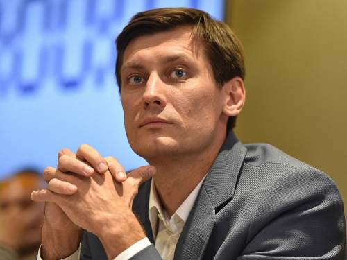 Экс-депутата Дмитрия Гудкова заочно приговорили к 8 годам за «фейки» об армии