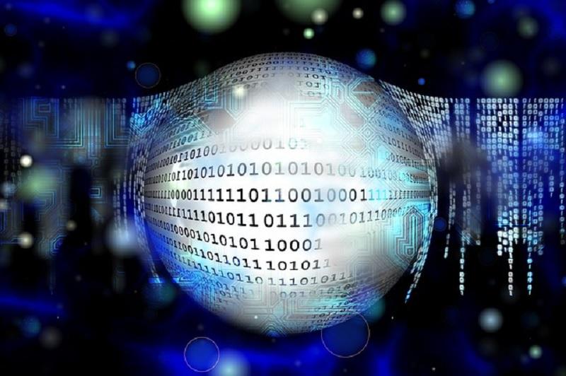 "КП" объяснил, как обеспечить ребенку безопасное общение в Интернете
