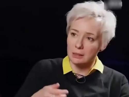 «Надо жить по-другому»: Чулпан Хаматова предложила сделать россиянам «лоботомию» (ВИДЕО) «Надо жить по-другому»: Чулпан Хаматова предложила сделать россиянам «лоботомию» (ВИДЕО)