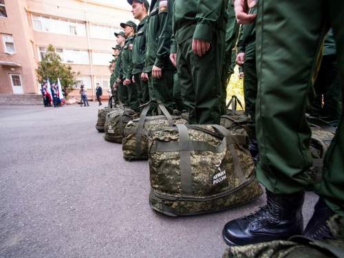 Осенний призыв срочников 2024: как будет проходить в России рассказали в Госдуме Осенний призыв срочников 2024: как будет проходить в России рассказали в Госдуме