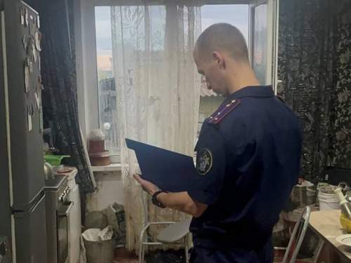Стала известна причина отравления семьи в Красноярском крае, где умерли трое детей Стала известна причина отравления семьи в Красноярском крае, где умерли трое детей