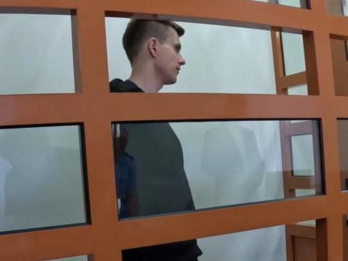 Бармена Малину приговорили к 25 годам лишения свободы за поджоги релейных шкафов Бармена Малину приговорили к 25 годам лишения свободы за поджоги релейных шкафов