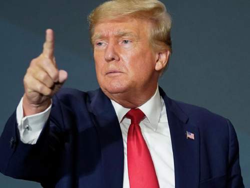 The New York Times: у Дональда Трампа могут быть серьезные проблемы со здоровьем The New York Times: у Дональда Трампа могут быть серьезные проблемы со здоровьем