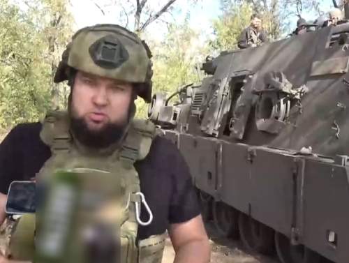 Бойцы ВС РФ показали восстановленную трофейную технику ВСУ (ВИДЕО) Бойцы ВС РФ показали восстановленную трофейную технику ВСУ (ВИДЕО)