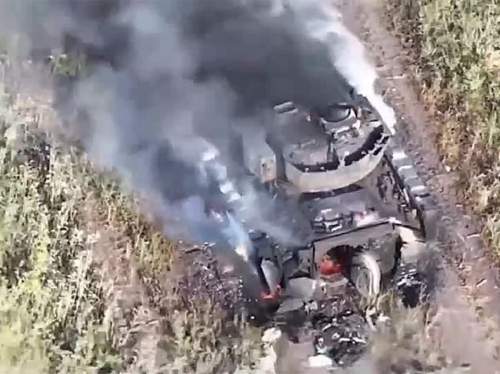 СМИ: ВС РФ почти закрыли ВСУ в котле в Курской области