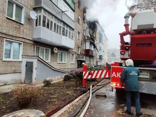 Взрыв разворотил пятиэтажку в Тамбовской области: погибли три человека (ФОТО, ВИДЕО) Взрыв разворотил пятиэтажку в Тамбовской области: погибли три человека (ФОТО, ВИДЕО)