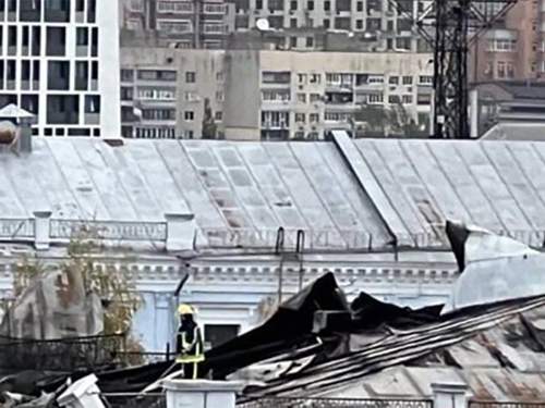ВС РФ нанесли удар по зданию Генштаба ВСУ в Киеве (ФОТО)