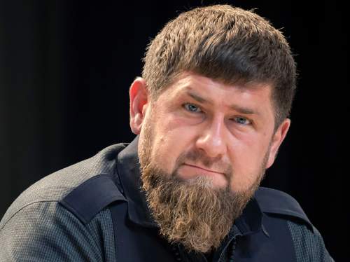 Кадыров заявил о жертвах среди украинских пленных после атаки БПЛА Кадыров заявил о жертвах среди украинских пленных после атаки БПЛА