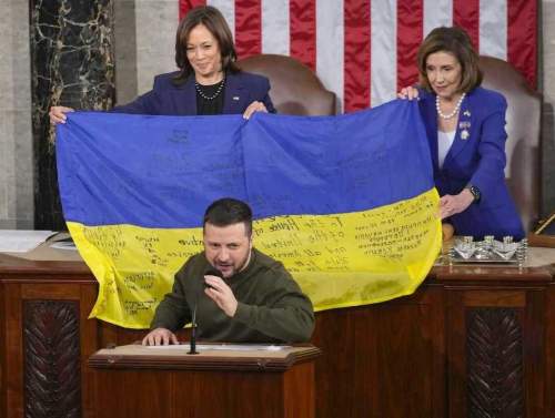 ИноСМИ: плохой английский Зеленского мешает переговорам в США ИноСМИ: плохой английский Зеленского мешает переговорам в США