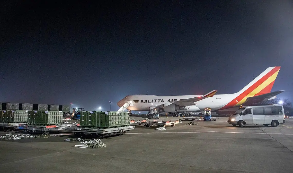 Пентагон перестал запрашивать у Польши воздушный коридор в Жешув для поставок вооружения для Украины Пентагон перестал запрашивать у Польши воздушный коридор в Жешув для поставок вооружения для Украины