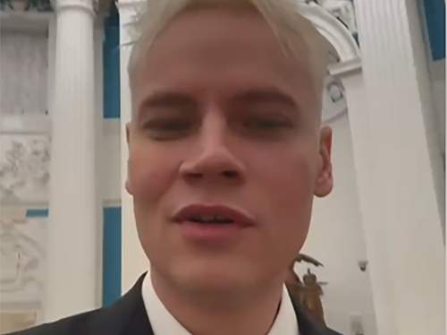 Певец Shaman получил звание «Заслуженный артист России», выложив видео из Кремля (ВИДЕО)