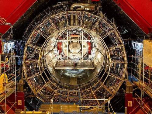 СМИ: Запад придумал завуалированную схему возвращения российских ученых в ЦЕРН