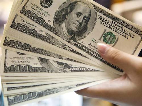 «Токсичные фантики»: Силуанов заявил, что доллары не нужны россиянам «Токсичные фантики»: Силуанов заявил, что доллары не нужны россиянам