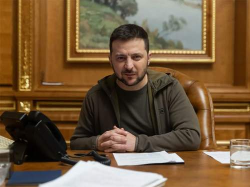 В Раде рассказали о миллионах долларов в офисе Зеленского