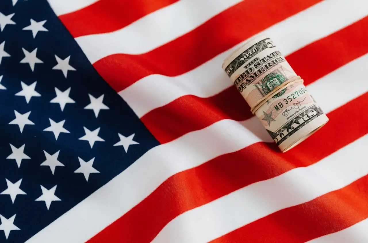 ФБК* начал сворачивать свою деятельность в США