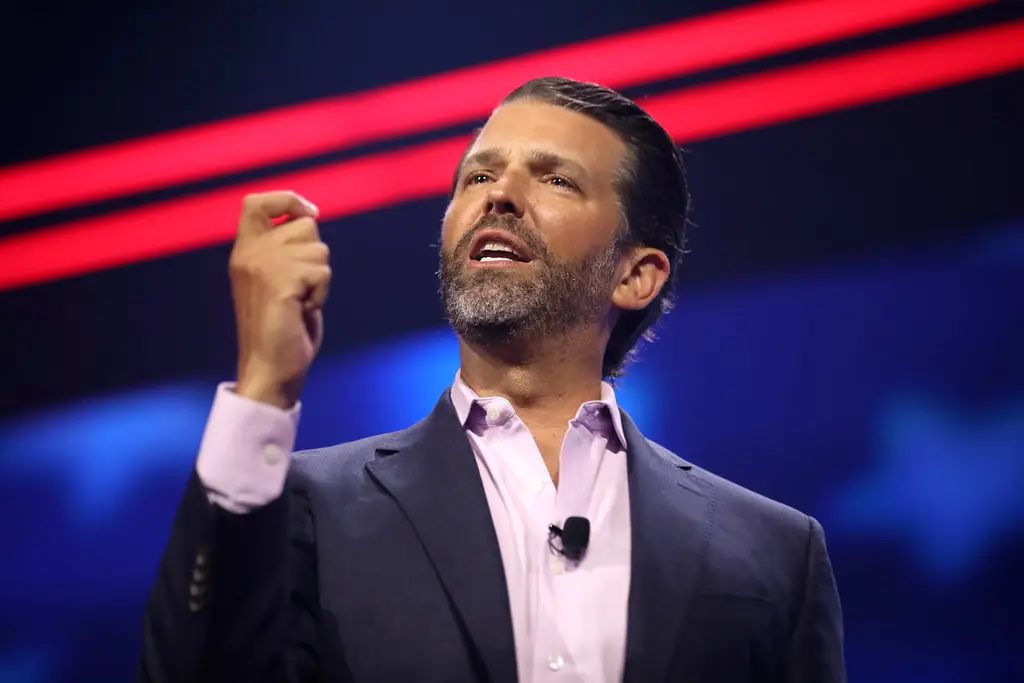 Члены команды Трампа отреагировали на разрешение Киеву применять ракеты ATACMS вглубь России