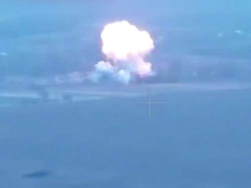 Первое применение бомбы ОФЗАБ  500 на Купянском направлении попало на видео (ВИДЕО)