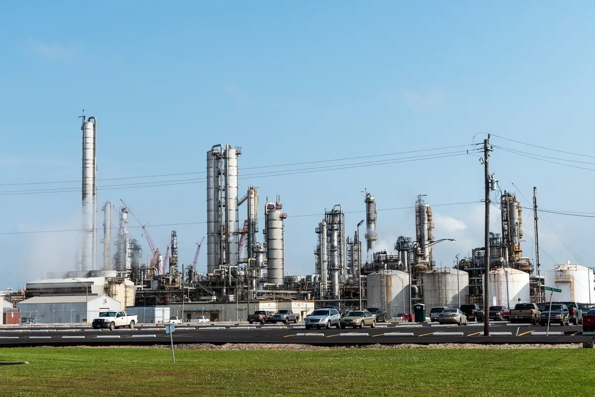 Чехия не приемлет российскую нефть только летом, а зимой покупает охотно