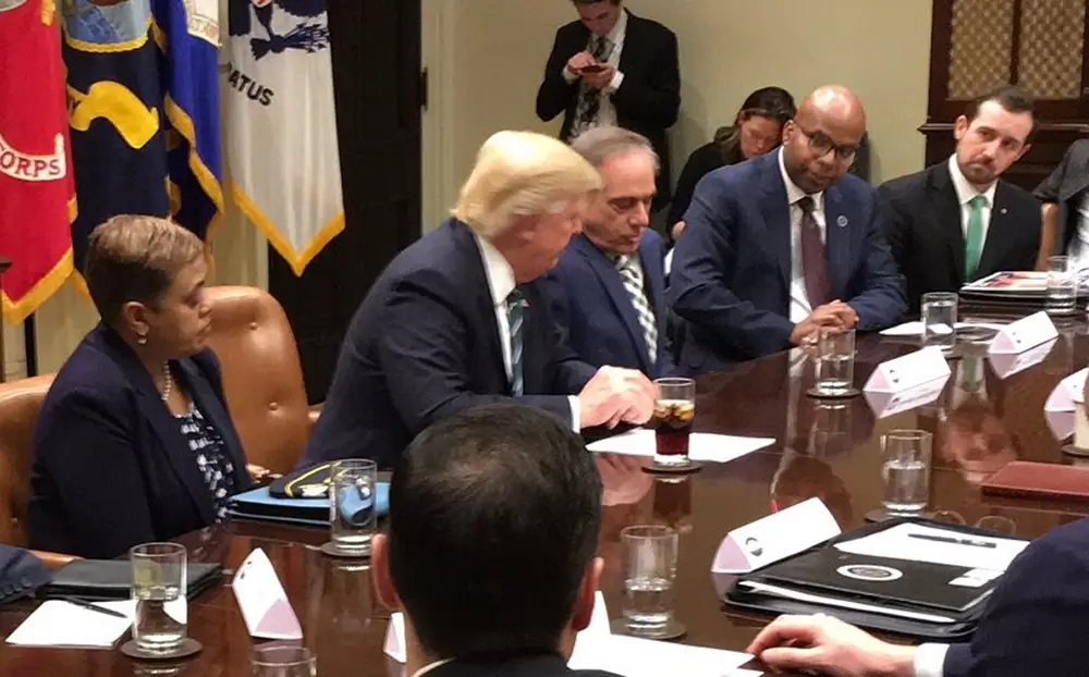 Reuters: у Трампа выдвинули бывшего главу Нацразведки на пост спецпредставителя США по Украине Reuters: у Трампа выдвинули бывшего главу Нацразведки на пост спецпредставителя США по Украине