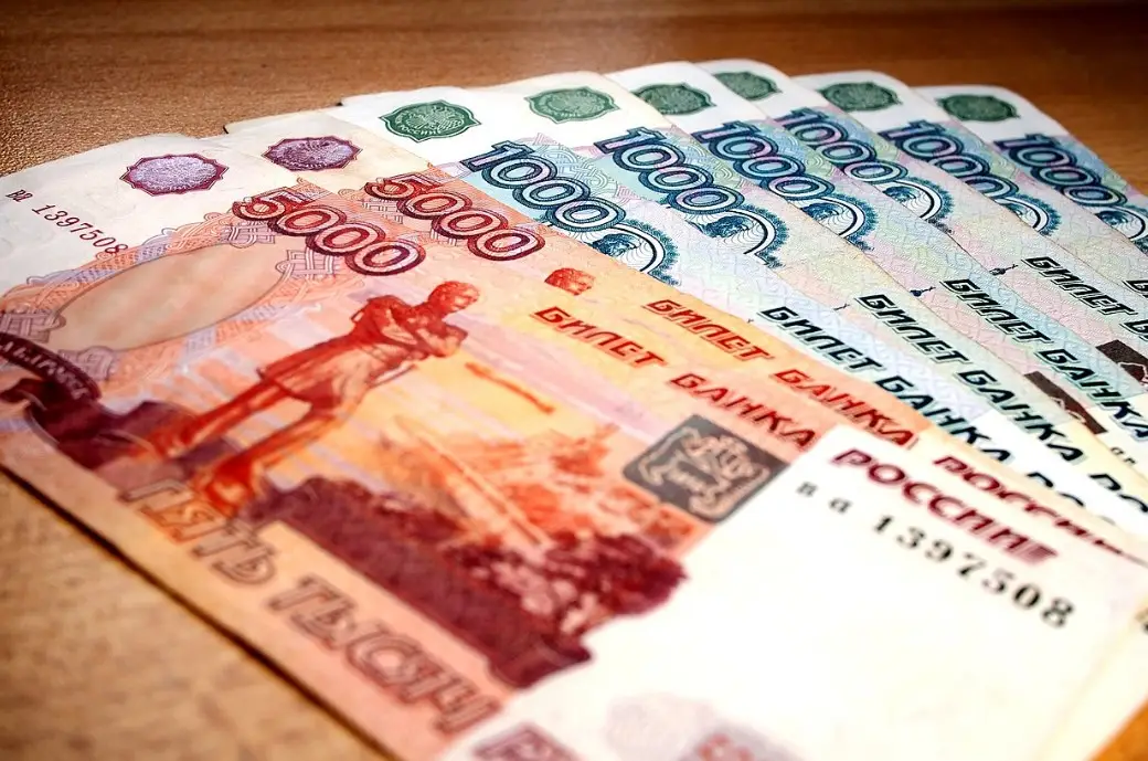 Россия и Иран полностью отказались от доллара во взаиморасчетах Россия и Иран полностью отказались от доллара во взаиморасчетах